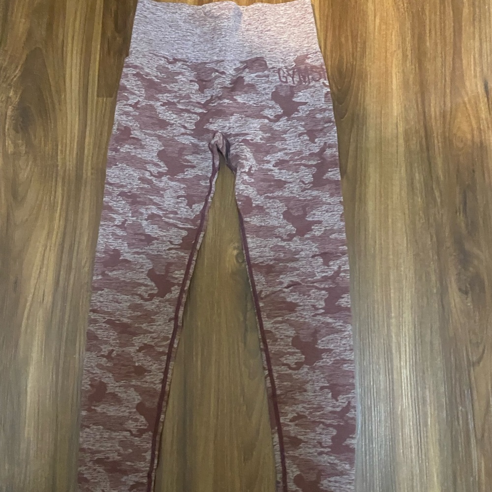 Small- Burgundy gymshark camo leggings